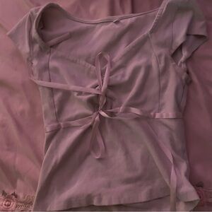 Elegant Whiye Women's Top With Tie Infront